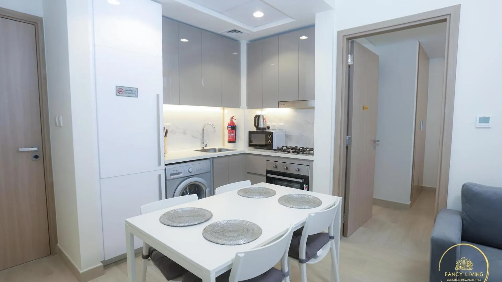 Luxury 2-Bhk Apartment Located In Azizi Riviera 47 Riv 47-419 Dubai 0*,