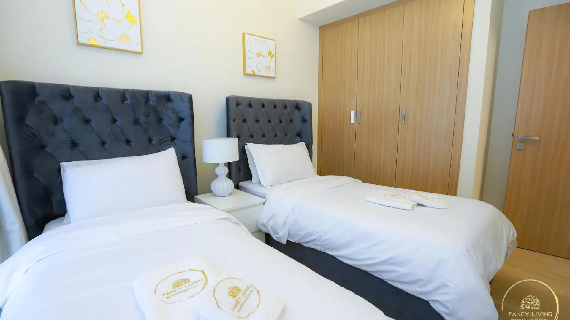 Luxury 2-Bhk Apartment Located In Azizi Riviera 47 Riv 47-419 Dubai