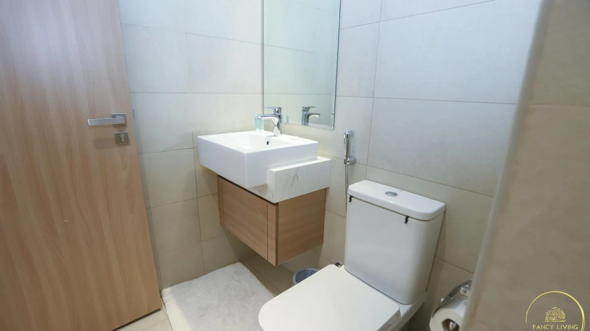 Luxury 2-Bhk Apartment Located In Azizi Riviera 47 Riv 47-419 Dubai