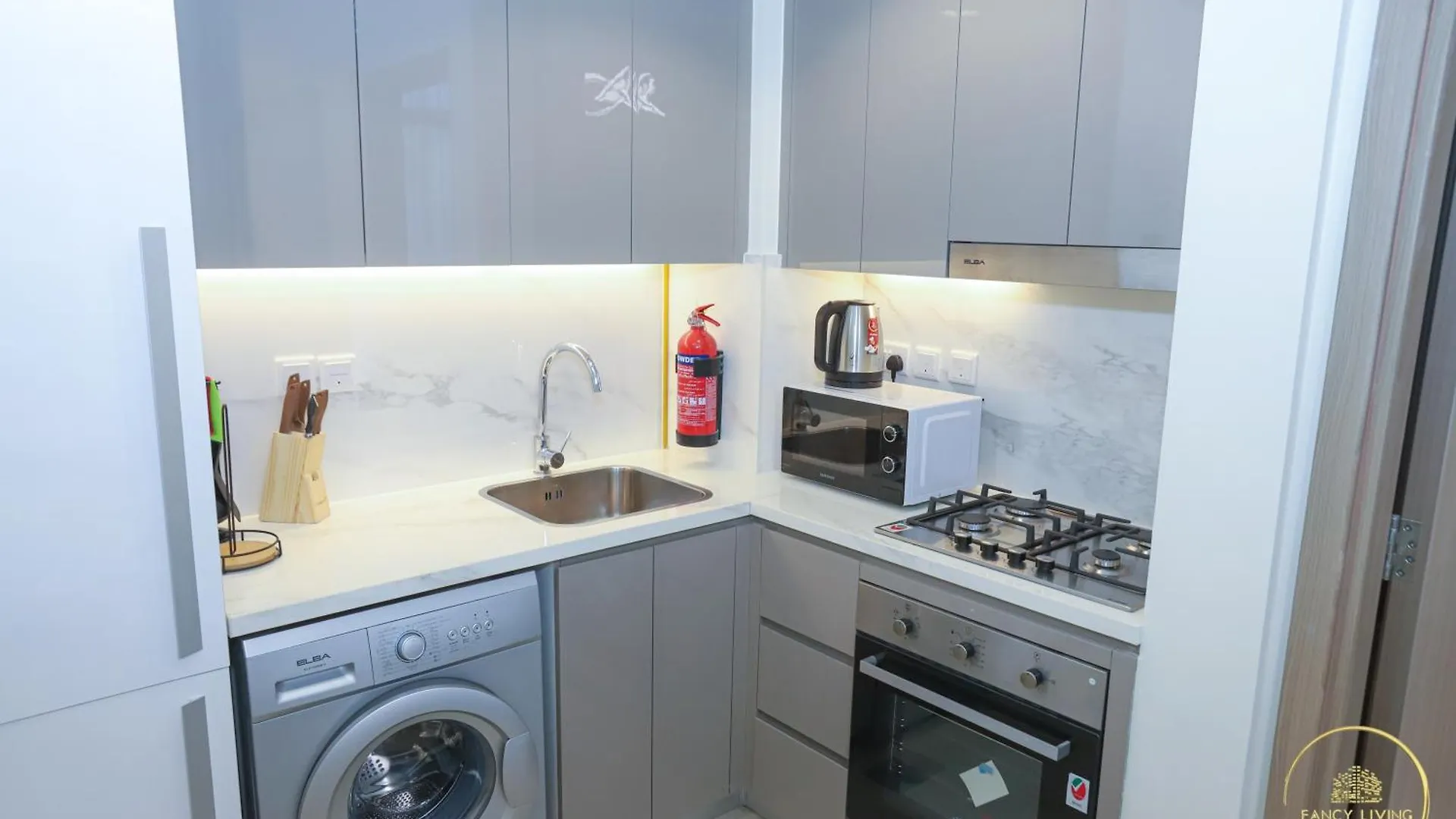 Luxury 2-Bhk Apartment Located In Azizi Riviera 47 Riv 47-419 Dubai